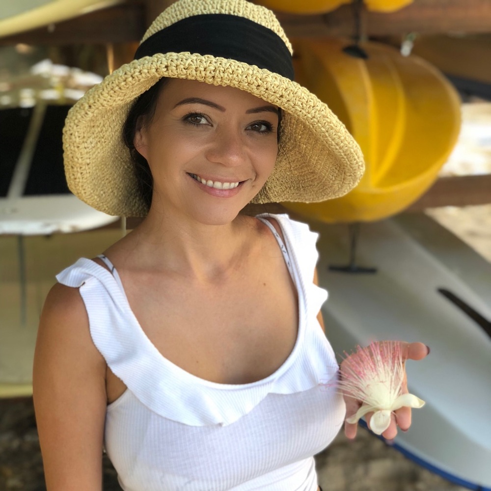 Meet your Posher, Joy